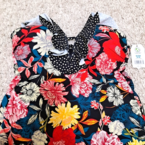 Time and Tru Other - Time and Tru bathing suit top. Size small